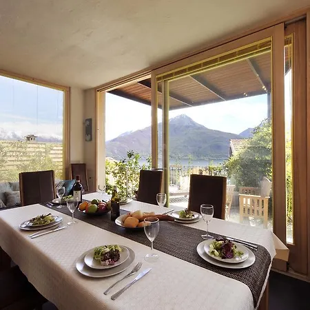 Vista Prima Pianello Del Lario